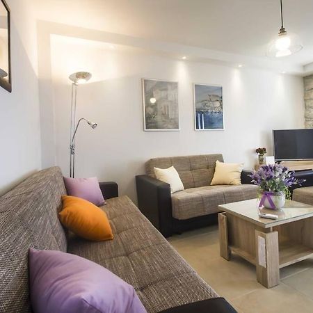 Holiday Home Aria 포드고라 외부 사진