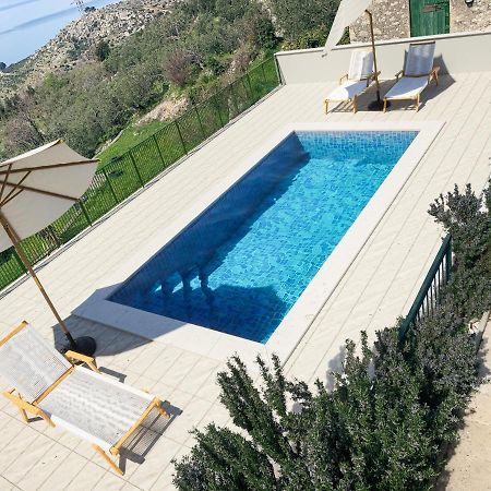 Holiday Home Aria 포드고라 외부 사진