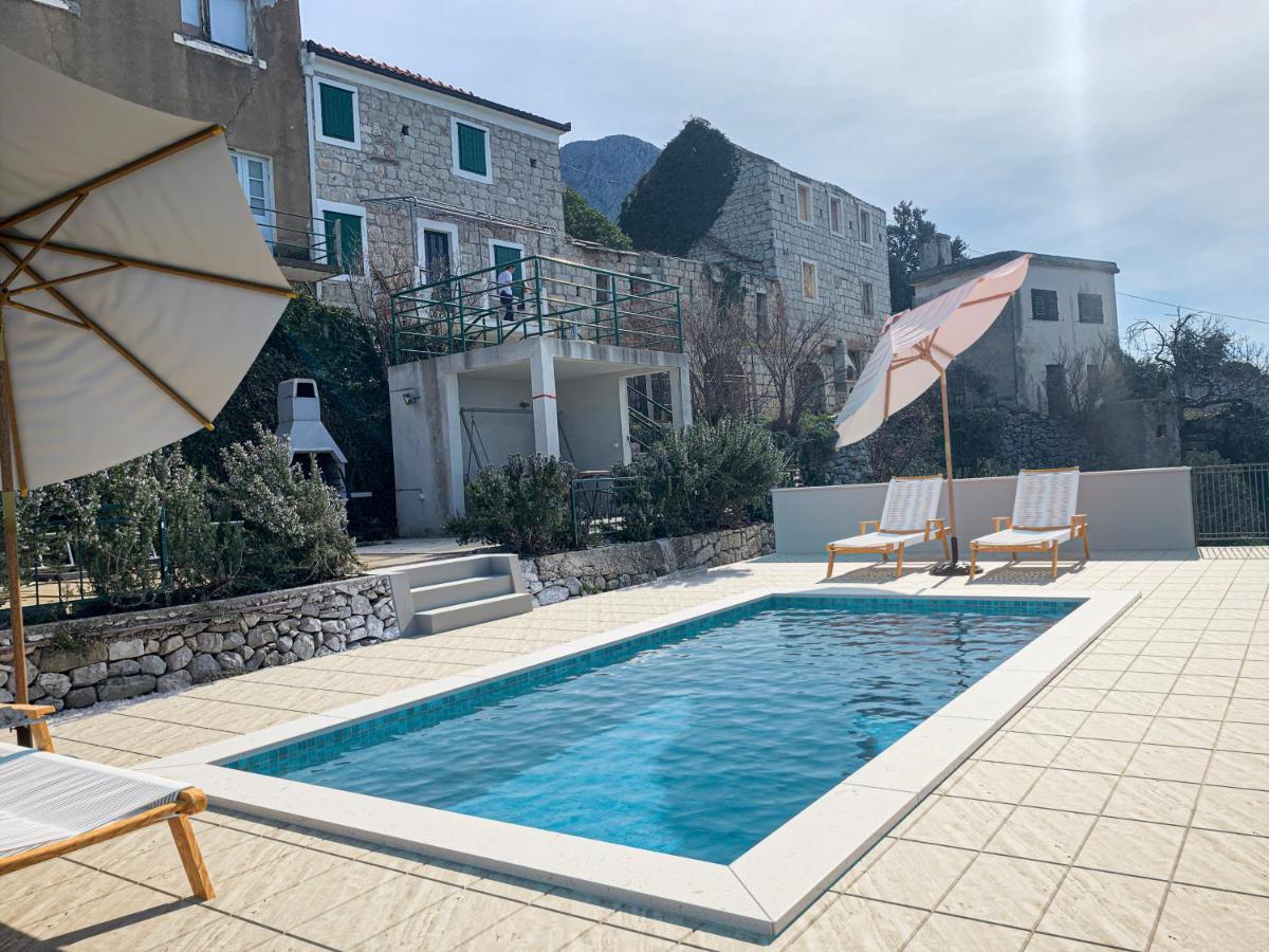 Holiday Home Aria 포드고라 외부 사진